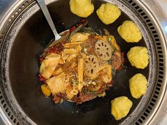 -哈尔滨烧烤·山河村铁锅炖(交大店)