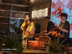 -六福烧烤酒馆(秦隆步行街店)