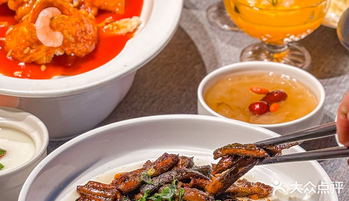 醉月湖本帮菜+新开Miniso！！好热闹！！