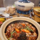 年轻人生活新方式-边吃火锅边烤肉～