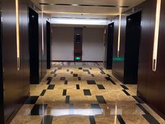 -上海龙之梦万丽酒店