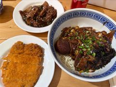 -沪西老弄堂面馆(定西路店)