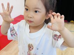 -猴有戏教育戏剧·音乐剧·主持口才·演讲朗诵辩论(环球港华师大校区)