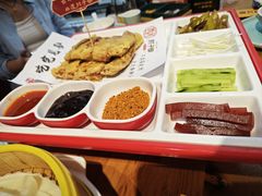 -肘子酥·天津菜·特色捞面(德云社店)