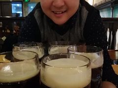 -皇冠自酿啤酒坊(中国红街5号楼店)