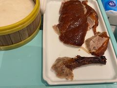 -姚姚酸菜鱼·金戈戈香港豉油鸡(喜荟城联名店)