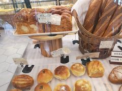 -光明牛奶棚(南泉店)