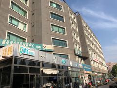 -摩圣汽车深度保养中心(亦庄旗舰店)