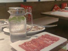 -尚尚仙·酸汤猪手·猪肚鸡火锅(华联万柳购物中心店)