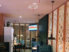 大堂-青年公社烤鸭(青年路店)