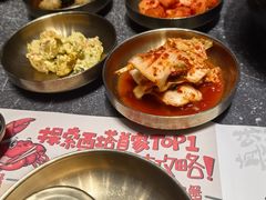 -草家酱蟹炭火烤肉店(珲春南路二店)