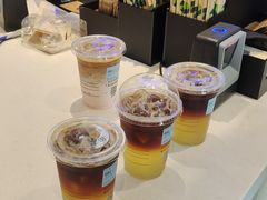 -瑞幸咖啡(华东理工大学商学院店)