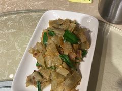 三鲜豆皮-莲餐厅·湖北菜·藕汤是头牌(愚园路店)