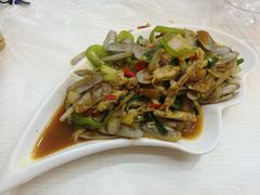 -覃记海鲜美食餐厅