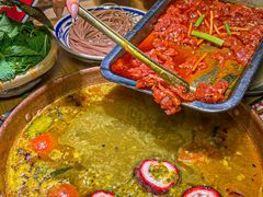 -洱火云南酸菜牛肉火锅(石景山当代商城店)