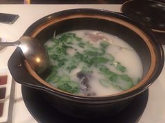 天目湖鱼头汤-长兴楼饭店
