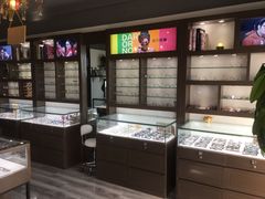 -视野联行眼镜蔡司·依视路官方授权店(顺城店)