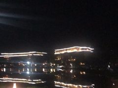 -湖泉半山温泉