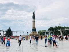 -人民防洪胜利纪念塔