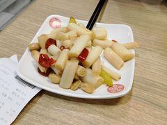 爽脆鲜藕尖-老班长手工灌汤包老店(东山店)