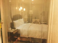 -茂名熹龙国际大酒店(人民广场高铁站店)