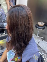 -苏豪美发S A L O N烫发染发