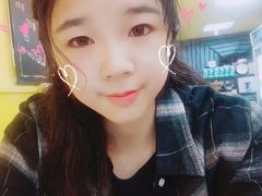 -志龙皇冠吃货椰子铺
