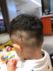 -Mengbaby·萌宝贝儿童理发(保利广场店)