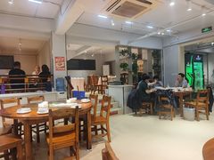 -大家发海鲜城夜排档(华山中路店)