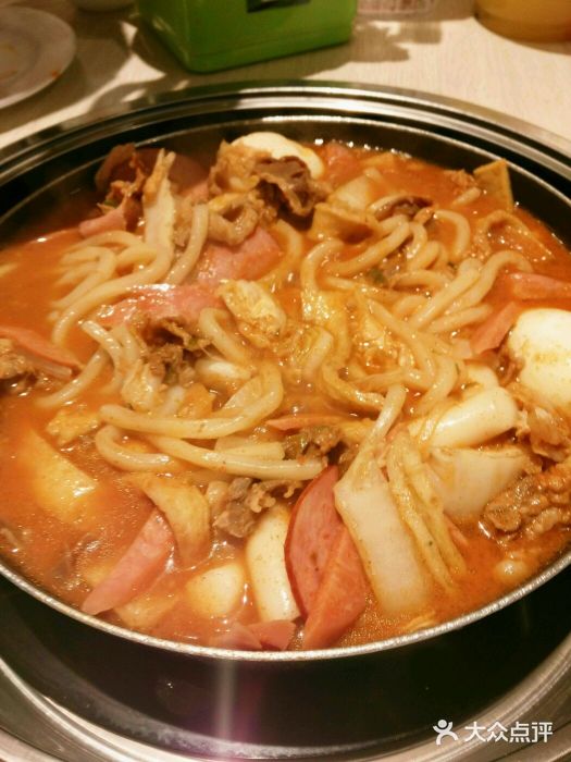 三清洞摩西韩式年糕火锅(威高广场店)图片
