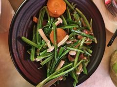 -大树下海鲜饭店