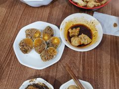 -继红顺河抄手名小吃