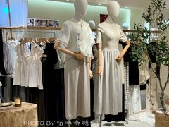 -王府井奥莱临潼小镇(临潼店)