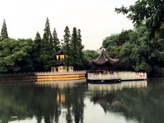 -汇龙潭