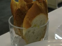 蒜香面包-成桂西餐厅·42年的味道(五大道疙瘩楼店)