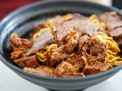 葱油拌面加红烧牛肉-上海为民商行清真饭店(南大路店)