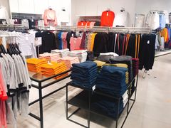 -H&M(天一广场店)