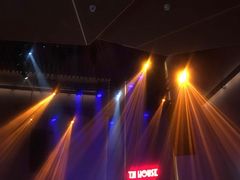 -TZ House音乐现场(来福士中心店)