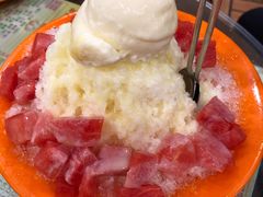 西瓜刨冰伴雪球-顺记冰室(宝华路店)