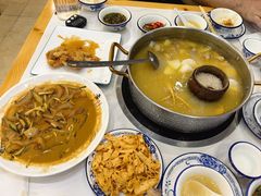 -朴小妹人参鸡汤火锅(长白山万达店)