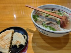 -小椒羊.羊肉粉 龙虾 羊肉串(新地旗舰店)