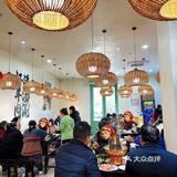 在武汉，可以品尝到正宗的老北京涮肉