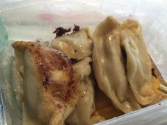 -黄阿姨锅贴大王(万航渡路店)