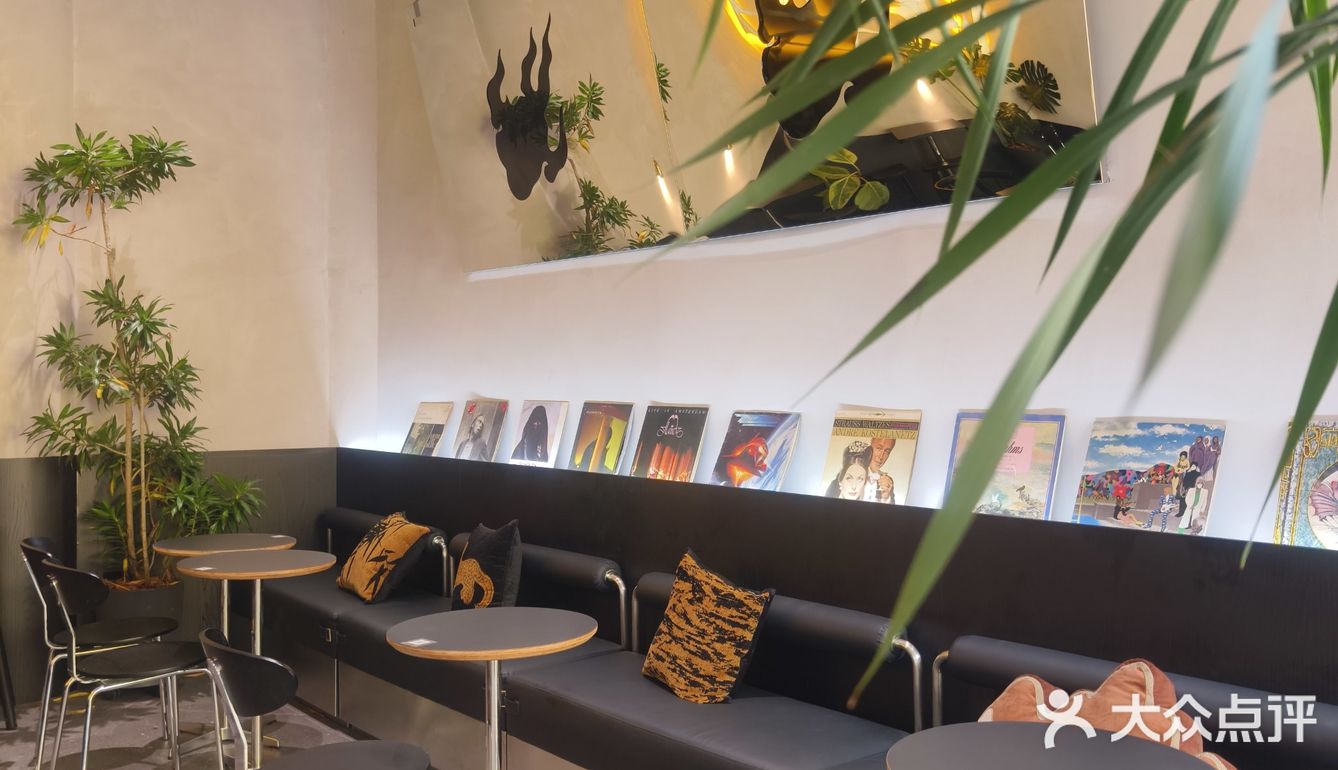 ☕️它的每家店都好拍耶!🍵