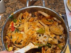 -黄记煌三汁焖锅(金凤万达广场店)