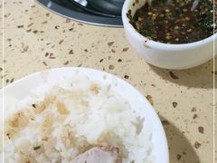 -小伟猪脚火锅店(颐园里店)