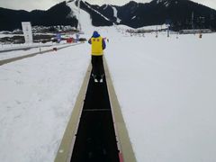 -丝绸之路山地度假区滑雪场