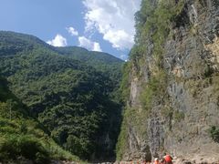 -古夜郎漂流景区