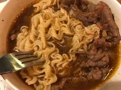 沙嗲牛肉河粉-翠华餐厅