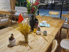 -藏猫猫咖啡主题馆(中央大道店)